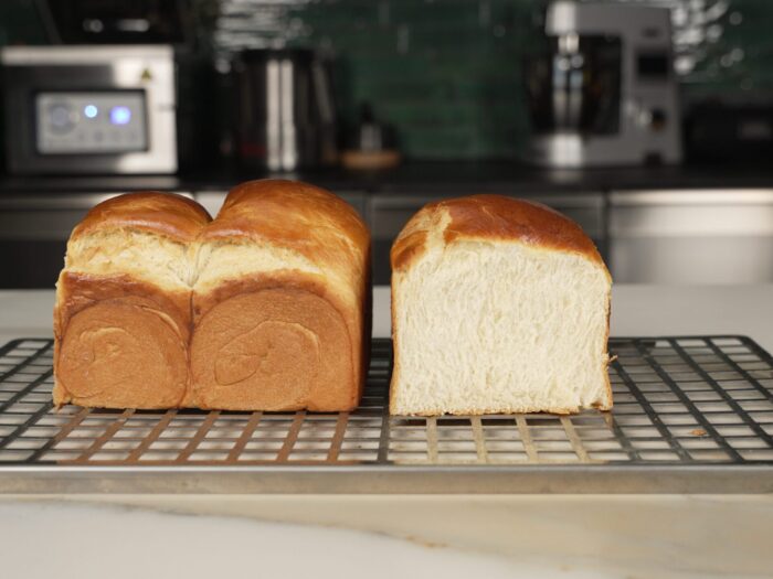 Shokupan Rezept: Japanisches Milchbrot mit Tangzhong – extra weich & fluffig